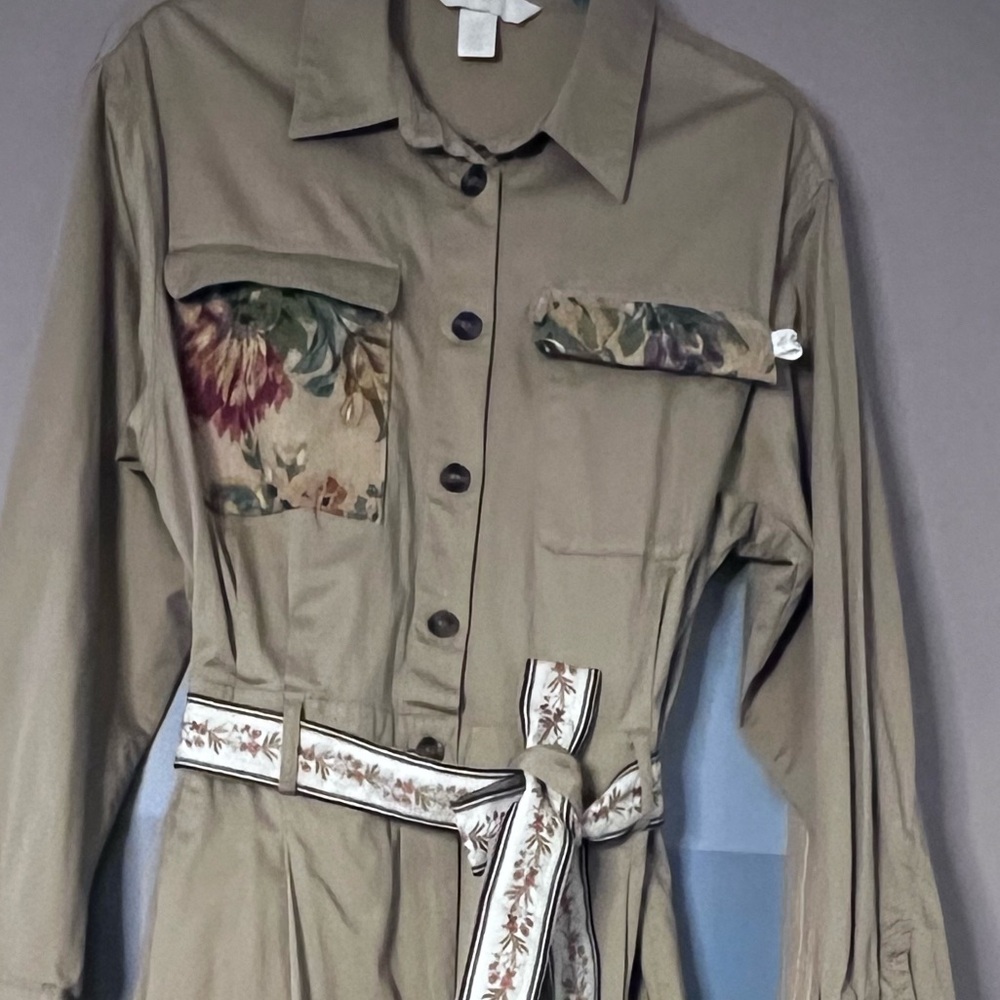 🌻five -stitched by tina- 
One of a kind Upcycled jumpsuit - Picture 3 of 3